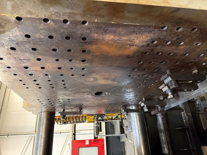 2003 Cincinnati Milacron MM1100